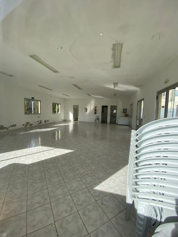 Apartamento 2 Dormitórios Cond. Uirapuru - Mogi das Cruzes - 