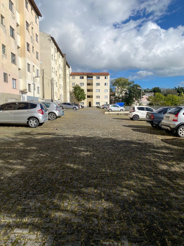 Apartamento 2 Dormitórios Cond. Uirapuru - Mogi das Cruzes - 