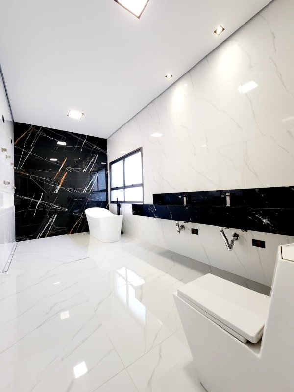Casa à venda em condomínio de luxo Rua Sabiá Santana de Parnaíba - 