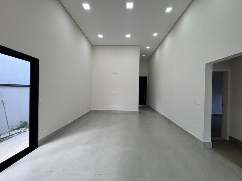 Casa térrea à venda no Swiss Park Rodovia Anhangüera Campinas - 