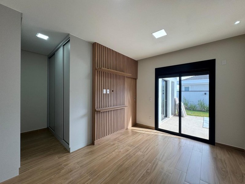 Casa térrea à venda no Swiss Park Rodovia Anhangüera Campinas - 