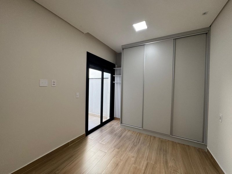 Casa térrea à venda no Swiss Park Rodovia Anhangüera Campinas - 