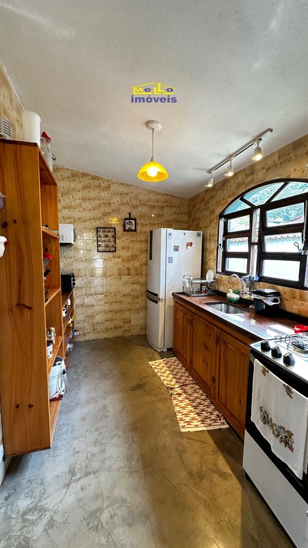 Casa á venda em uma travessa da Estrada do cascalho Estrada do Cascalho São Sebastião - 