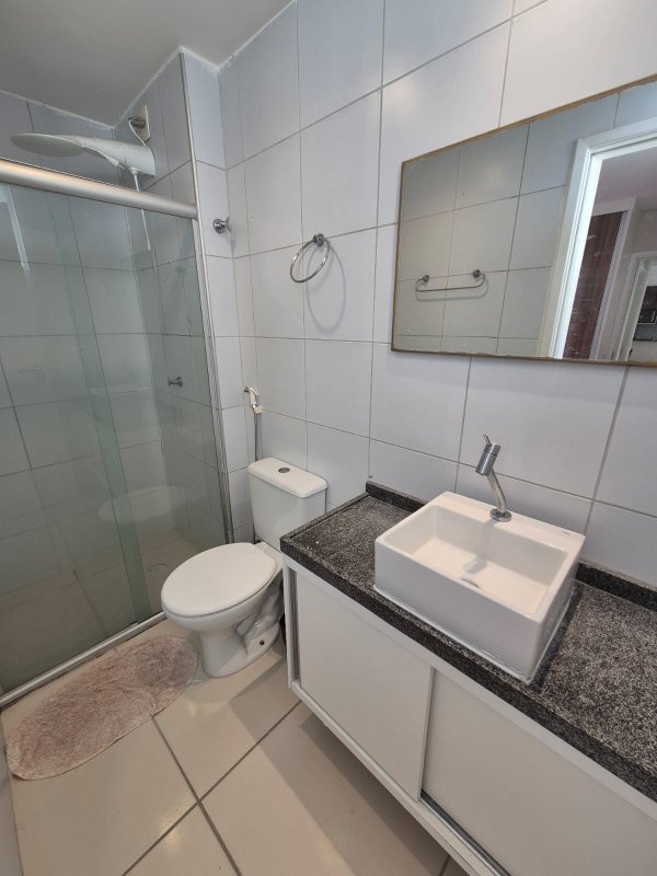 63m². 3 quartos (1 suíte). Móveis planejados. Piso em porcelanato Rua Jorge de Lima Recife - 