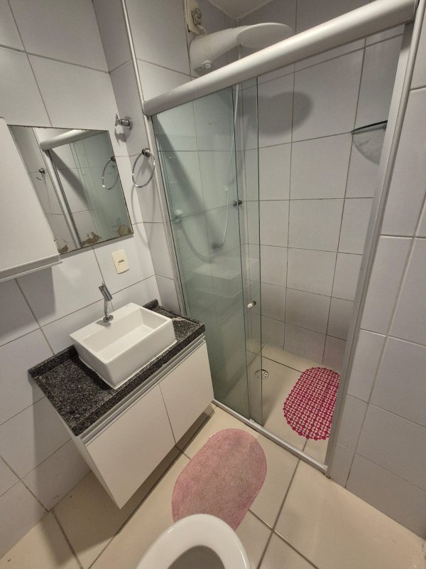 63m². 3 quartos (1 suíte). Móveis planejados. Piso em porcelanato Rua Jorge de Lima Recife - 