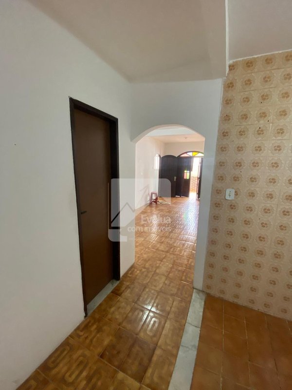 Vendo R$ 180.000 Casa 2/4, Frente de Rua, Nascente - Itapuã - Salvador - Salvador - 