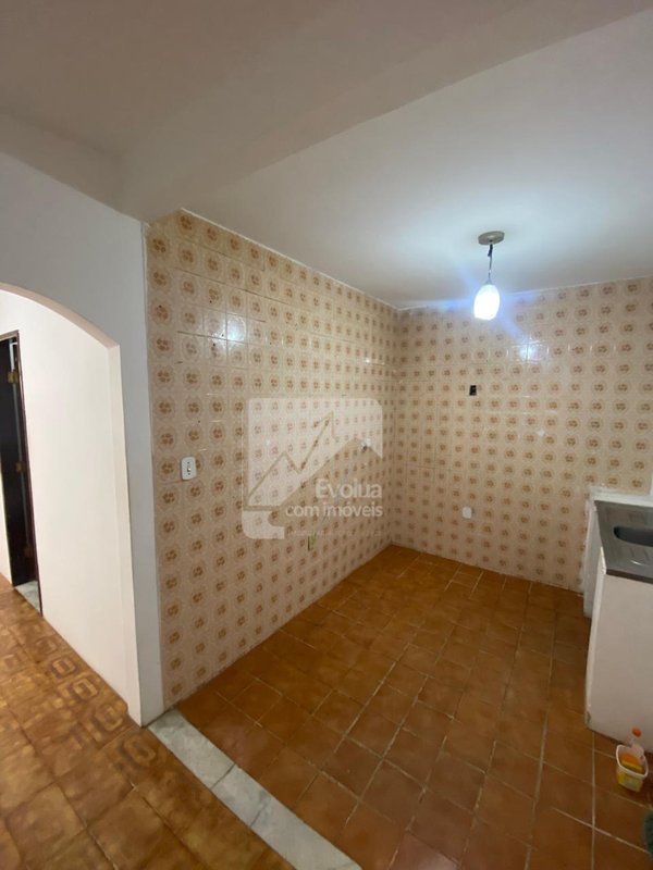 Vendo R$ 180.000 Casa 2/4, Frente de Rua, Nascente - Itapuã - Salvador - Salvador - 