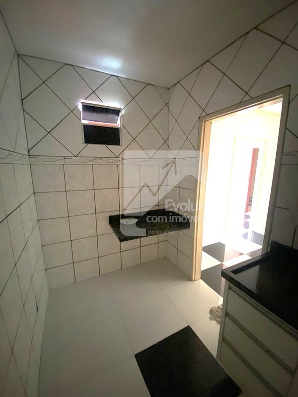 Vendo R$ 150.000 Casa 1º Andar, 2/4  - Itapuã - Salvador  Salvador - 