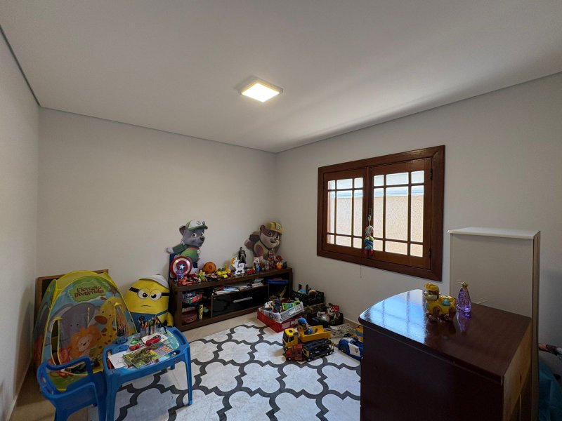 Casa à venda, com 3 quartos, térrea R$ 1.090.000 - Condomínio Saint Claire Sorocaba SP Rua Amélio Mascella Sorocaba - 