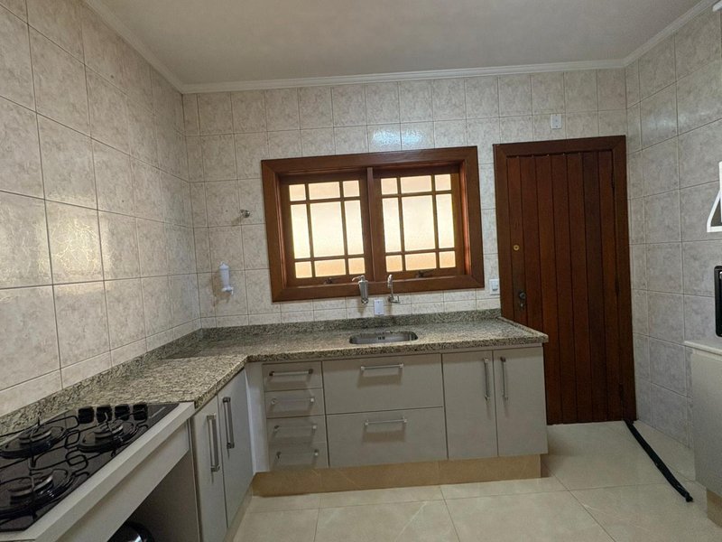 Casa à venda, com 3 quartos, térrea R$ 1.090.000 - Condomínio Saint Claire Sorocaba SP Rua Amélio Mascella Sorocaba - 