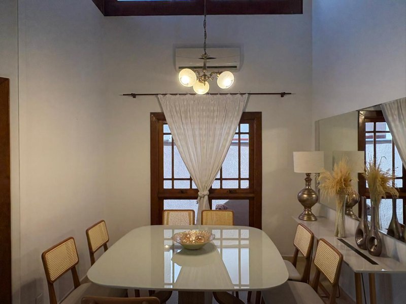 Casa à venda, com 3 quartos, térrea R$ 1.090.000 - Condomínio Saint Claire Sorocaba SP Rua Amélio Mascella Sorocaba - 