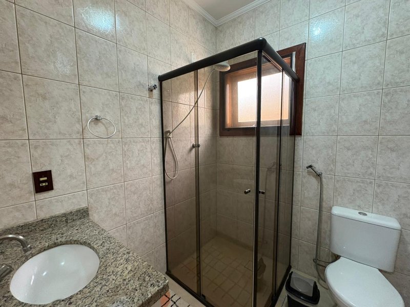 Casa à venda, com 3 quartos, térrea R$ 1.090.000 - Condomínio Saint Claire Sorocaba SP Rua Amélio Mascella Sorocaba - 