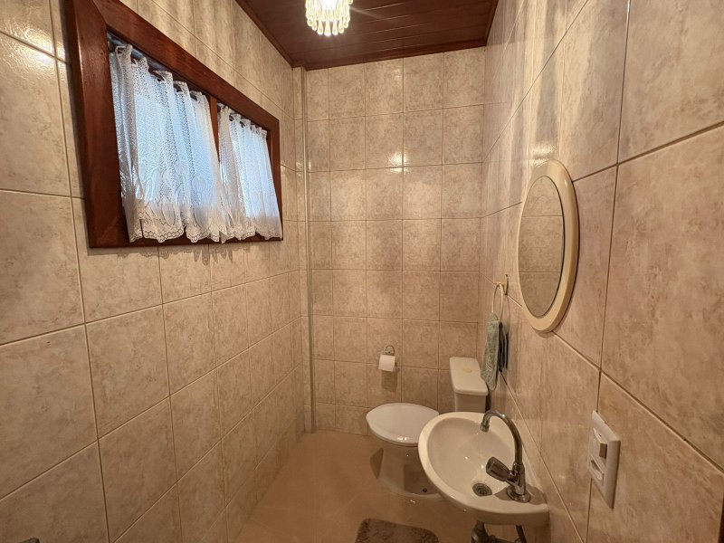 Casa à venda, com 3 quartos, térrea R$ 1.090.000 - Condomínio Saint Claire Sorocaba SP Rua Amélio Mascella Sorocaba - 