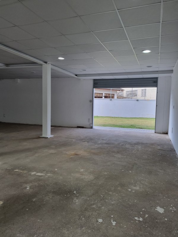 ALUGA-SE IMÓVEL COMERCIAL - EXCELENTE LOCALIZAÇÃO - 724M2 - IDEAL PARA CLÍNICAS Avenida São Gualter São Paulo - 