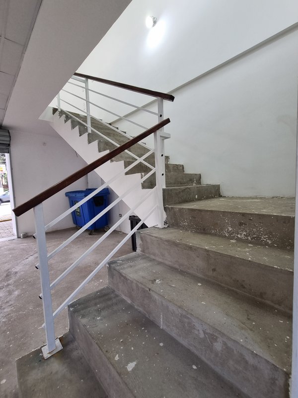 ALUGA-SE IMÓVEL COMERCIAL - EXCELENTE LOCALIZAÇÃO - 724M2 - IDEAL PARA CLÍNICAS Avenida São Gualter São Paulo - 