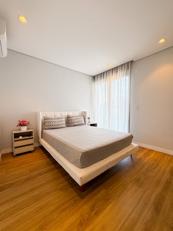 Casa Sofisticada - Porteira Fechada Condomínio Real Park Av Renova dos Santos Arujá - 