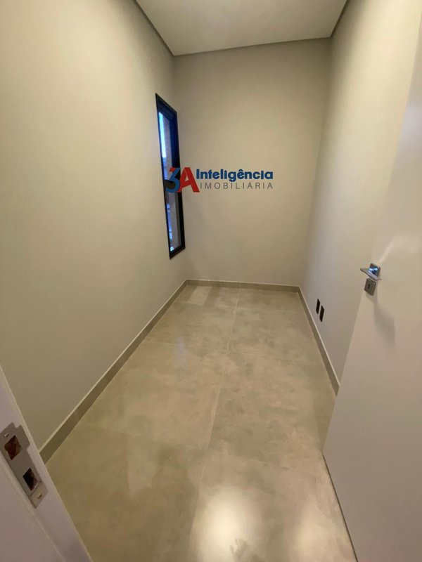 CASA CONDOMÍNIO SUNLAKE - Votorantim - 