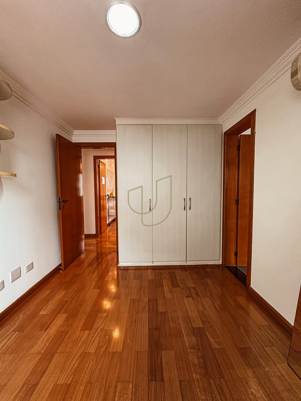 Cobertura Duplex com 4 Suítes no La Cite Avenida Heitor Villa Lobos São José dos Campos - 