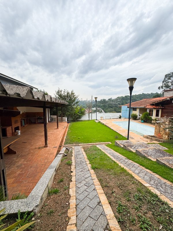 Ótima oportunidade no Country Club Estrada de Santa Isabel Arujá - 