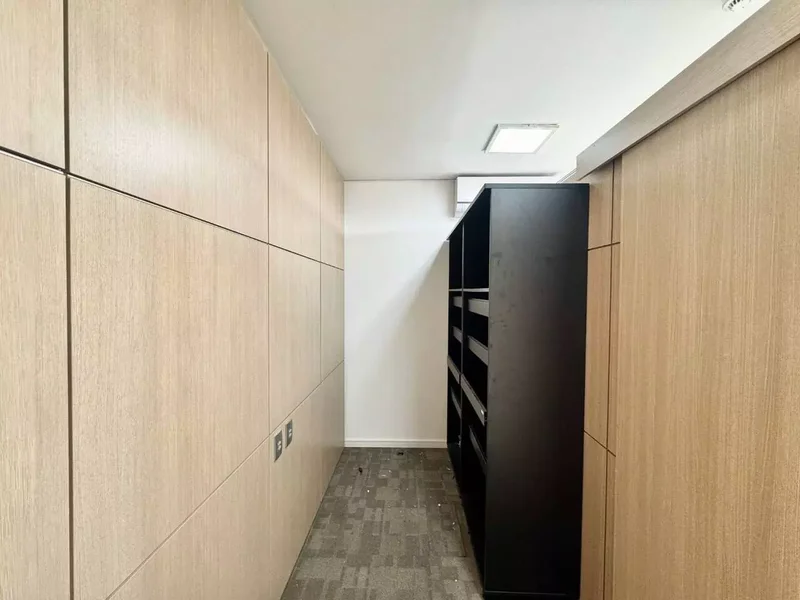 ALUGA-SE CONJUNTO COMERCIAL - 131m2 - PRONTO PARA SUA EMPRESA!!! - 4 VAGAS Avenida das Nações Unidas São Paulo - 