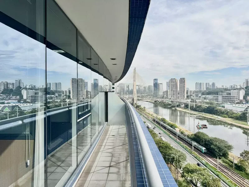 ALUGA-SE CONJUNTO COMERCIAL - 131m2 - PRONTO PARA SUA EMPRESA!!! - 4 VAGAS Avenida das Nações Unidas São Paulo - 