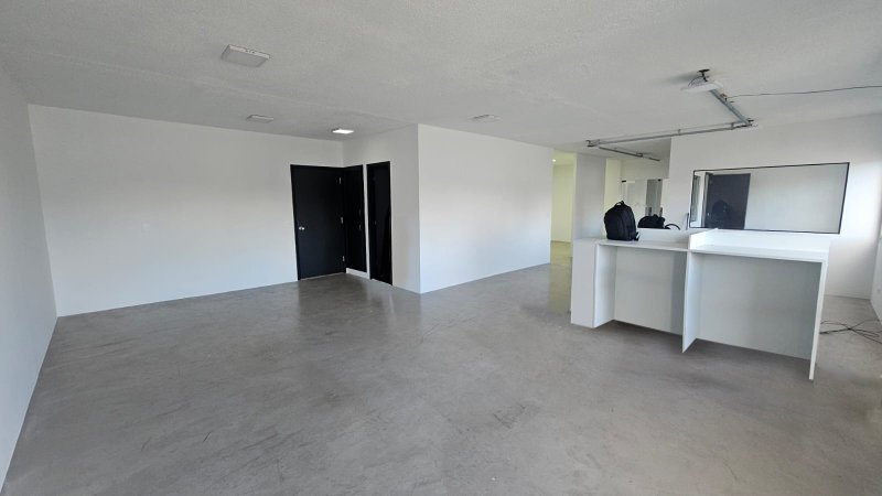 ALUGA-SE SALA COMERCIAL PARA ESCRITÓRIO - 200m2 - 2 VAGAS - Rua Marina Ciufuli Zanfelice São Paulo - 
