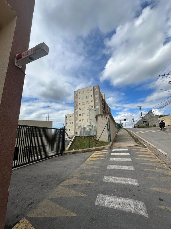 BELO APARTAMENTO RESIDENCIAL BABILÔNIA - Franco da Rocha - 