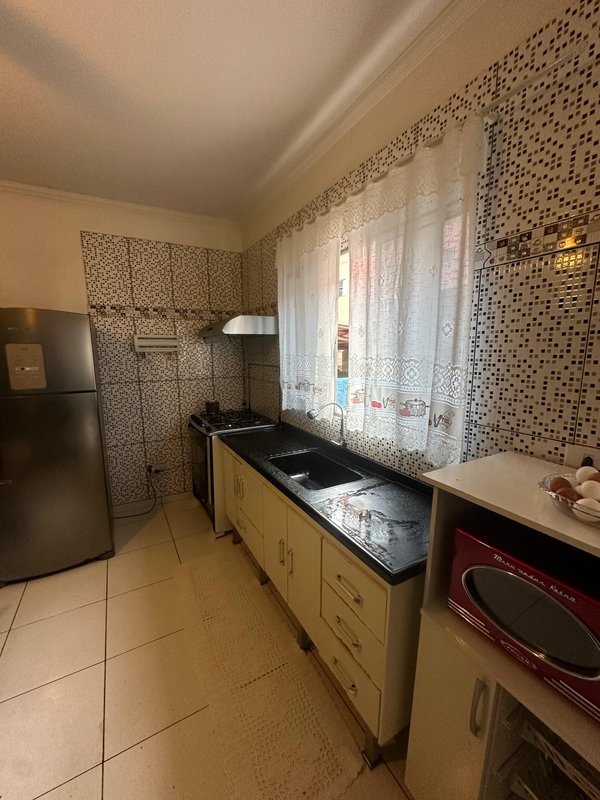 CASA EM FRANCISCO MORATO - Francisco Morato - 