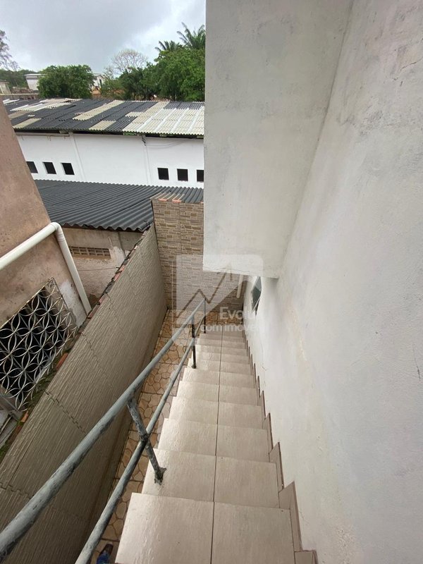 Vendo casa 2/4 em Itapuã por R$ 310.000,00 - Prox. Novo Mix - Salvador - 