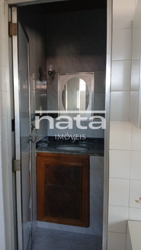 Casa com 2 quartos para locação Rua Nobre de Lacerda Duque de Caxias - 