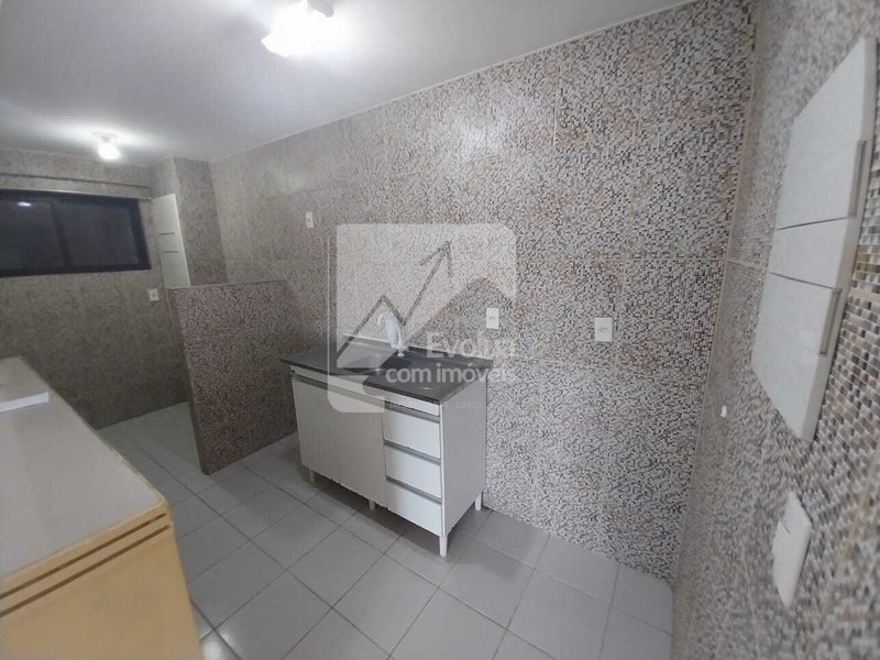 Vendo apartamento 2/4 sendo1 suíte com área de lazer completa!! Rua da Ilha Salvador - 