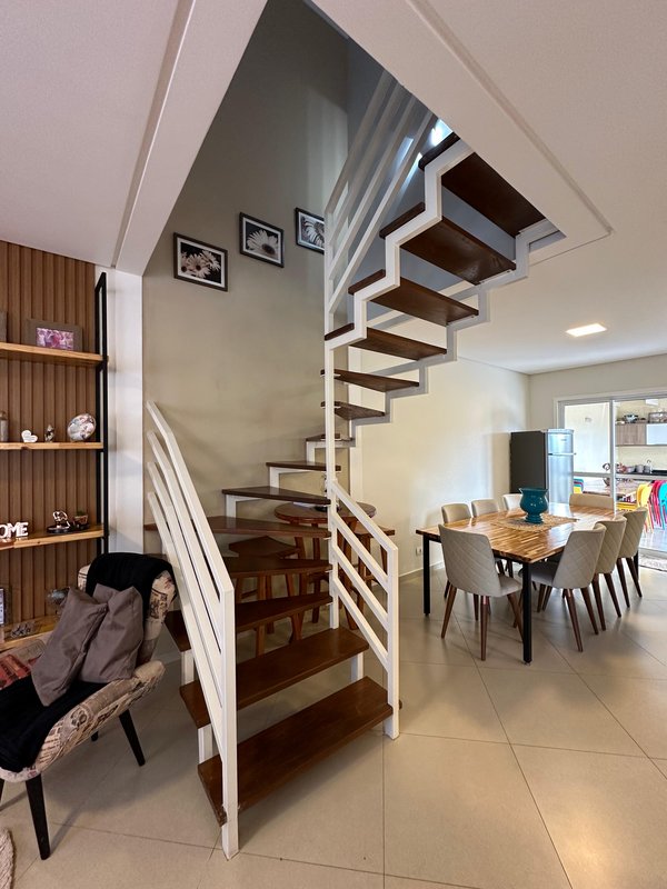 LINDA CASA NO CONDOMINIO VILLA VERDE - Franco da Rocha - 
