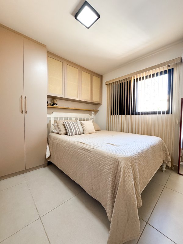 Lindo Apartamento Edifício Vitória Rua Santo Antonio Arujá - 