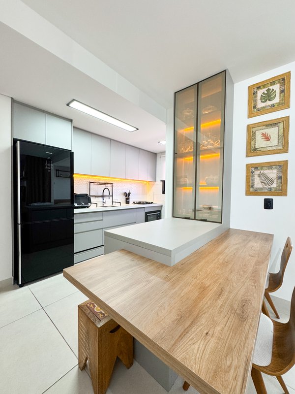 Lindo Apartamento Edifício Vitória Rua Santo Antonio Arujá - 