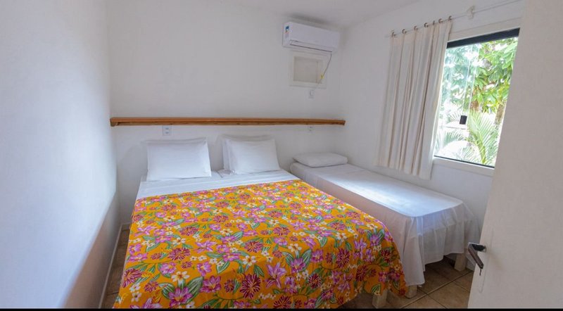 Condomínio Residencial e/ou Pousada Rua dos abrólios Porto Seguro - 