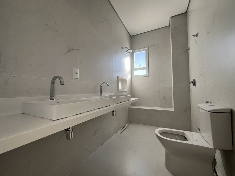 🏡 Casa à venda no Alphaville Nova Esplanada 3 – Votorantim/SP Alameda Londres Votorantim - 