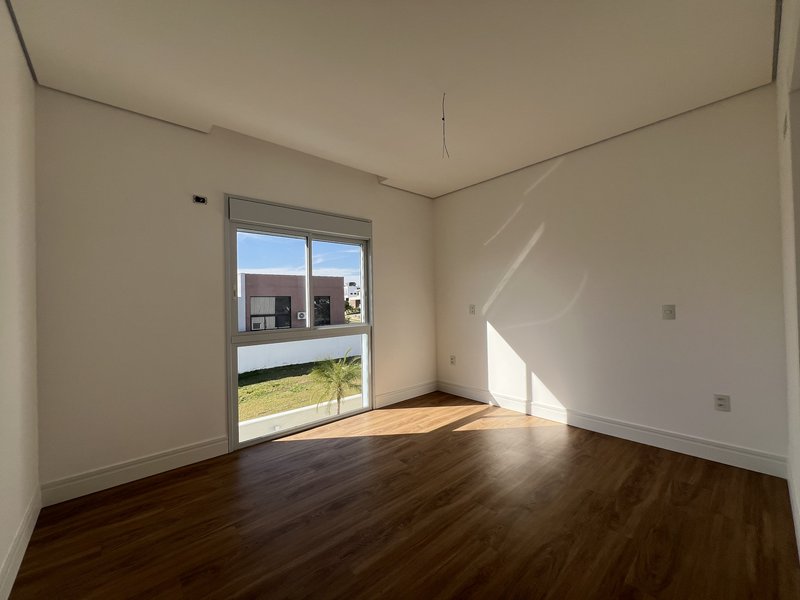 🏡 Casa à venda no Alphaville Nova Esplanada 3 – Votorantim/SP Alameda Londres Votorantim - 