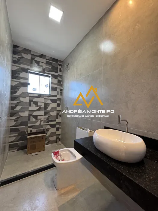 Casa com 3 dormitórios à venda, 240m² por R$ 580.000 - Cond. Dom Village (Ubatiba)-Maricá Rodovia Vereador Oldemar Guedes Figueiredo Km 04 Maricá - 