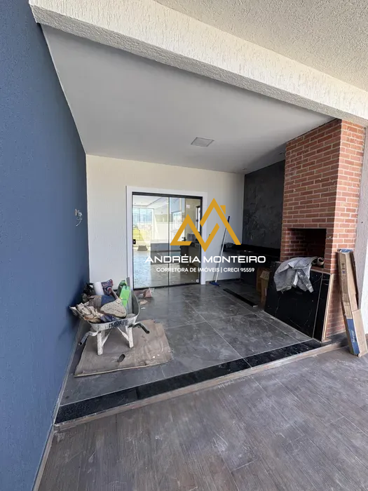Casa com 3 dormitórios à venda, 240m² por R$ 580.000 - Cond. Dom Village (Ubatiba)-Maricá Rodovia Vereador Oldemar Guedes Figueiredo Km 04 Maricá - 