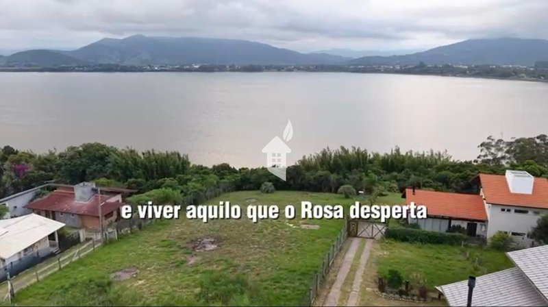 TERRENO RARO NA BEIRA DA LAGOA - PRAIA DO ROSA RUA OSTRA Imbituba - 