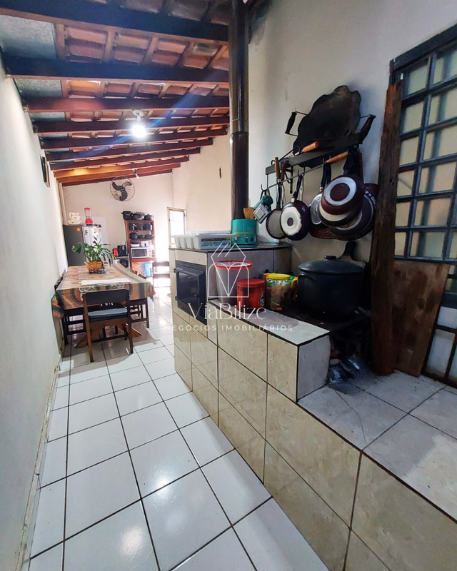Casa à venda com 4 dormitórios e piscina aquecida - Mogi Mirim - 