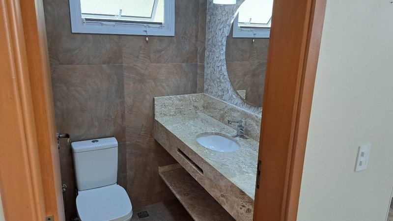 Excelente casa com 03 dormitórios para venda - Jardim Esplanada - Indaiatuba - SP Rua Médico Edmundo de Lima Pontes Indaiatuba - 