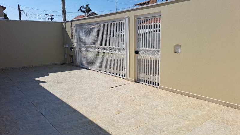 Excelente casa com 03 dormitórios para venda - Jardim Esplanada - Indaiatuba - SP Rua Médico Edmundo de Lima Pontes Indaiatuba - 