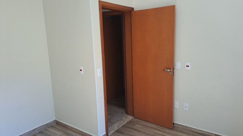 Excelente casa com 03 dormitórios para venda - Jardim Esplanada - Indaiatuba - SP Rua Médico Edmundo de Lima Pontes Indaiatuba - 