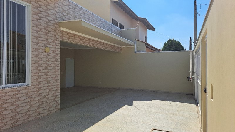 Excelente casa com 03 dormitórios para venda - Jardim Esplanada - Indaiatuba - SP Rua Médico Edmundo de Lima Pontes Indaiatuba - 