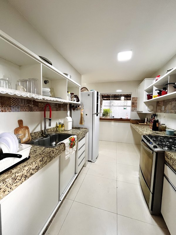 Casa a 50 metros do mar / 3 suítes / mobiliada e decorada / estrada da balsa Estrada da balsa  Porto Seguro - 