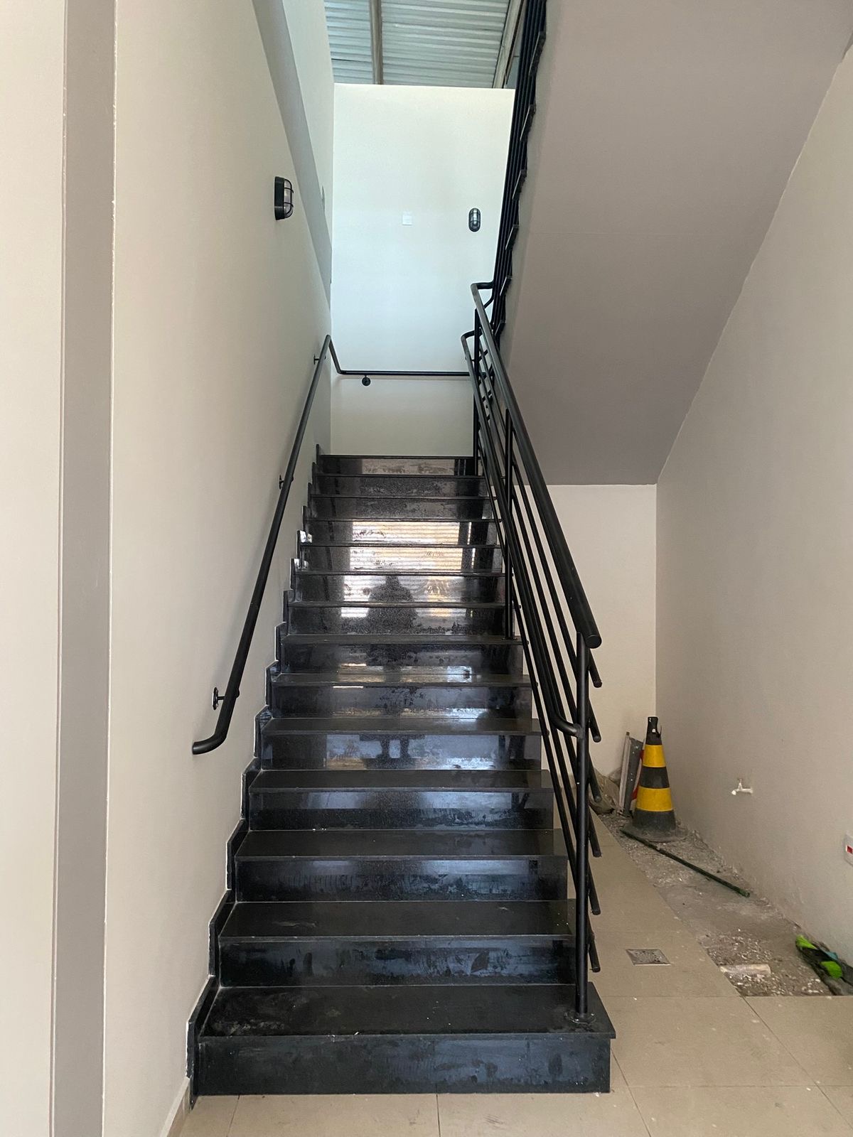 Im&oacute;vel Comercial para Loca&ccedil;&atilde;o,470 m&sup2; - AV: General Carneiro - Sorocaba - SP Avenida General Carneiro Sorocaba - 