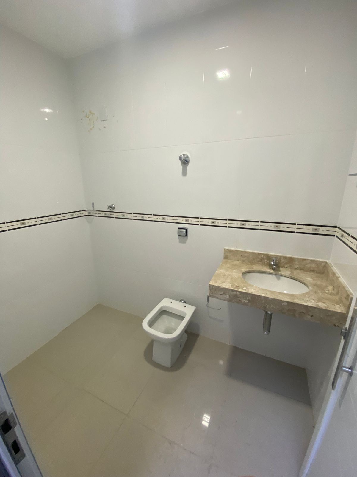 Im&oacute;vel Comercial para Loca&ccedil;&atilde;o,470 m&sup2; - AV: General Carneiro - Sorocaba - SP Avenida General Carneiro Sorocaba - 