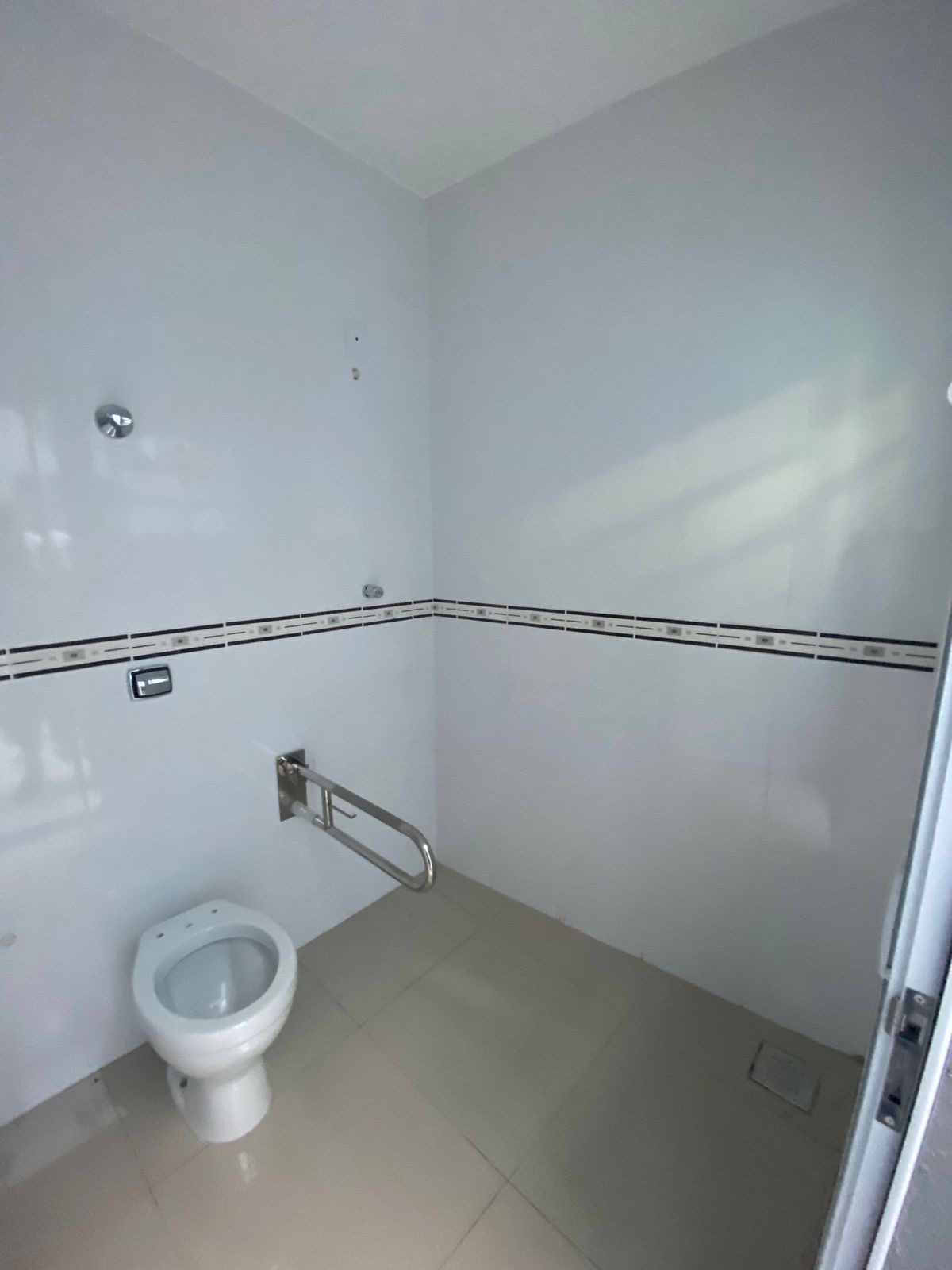 Im&oacute;vel Comercial para Loca&ccedil;&atilde;o,470 m&sup2; - AV: General Carneiro - Sorocaba - SP Avenida General Carneiro Sorocaba - 