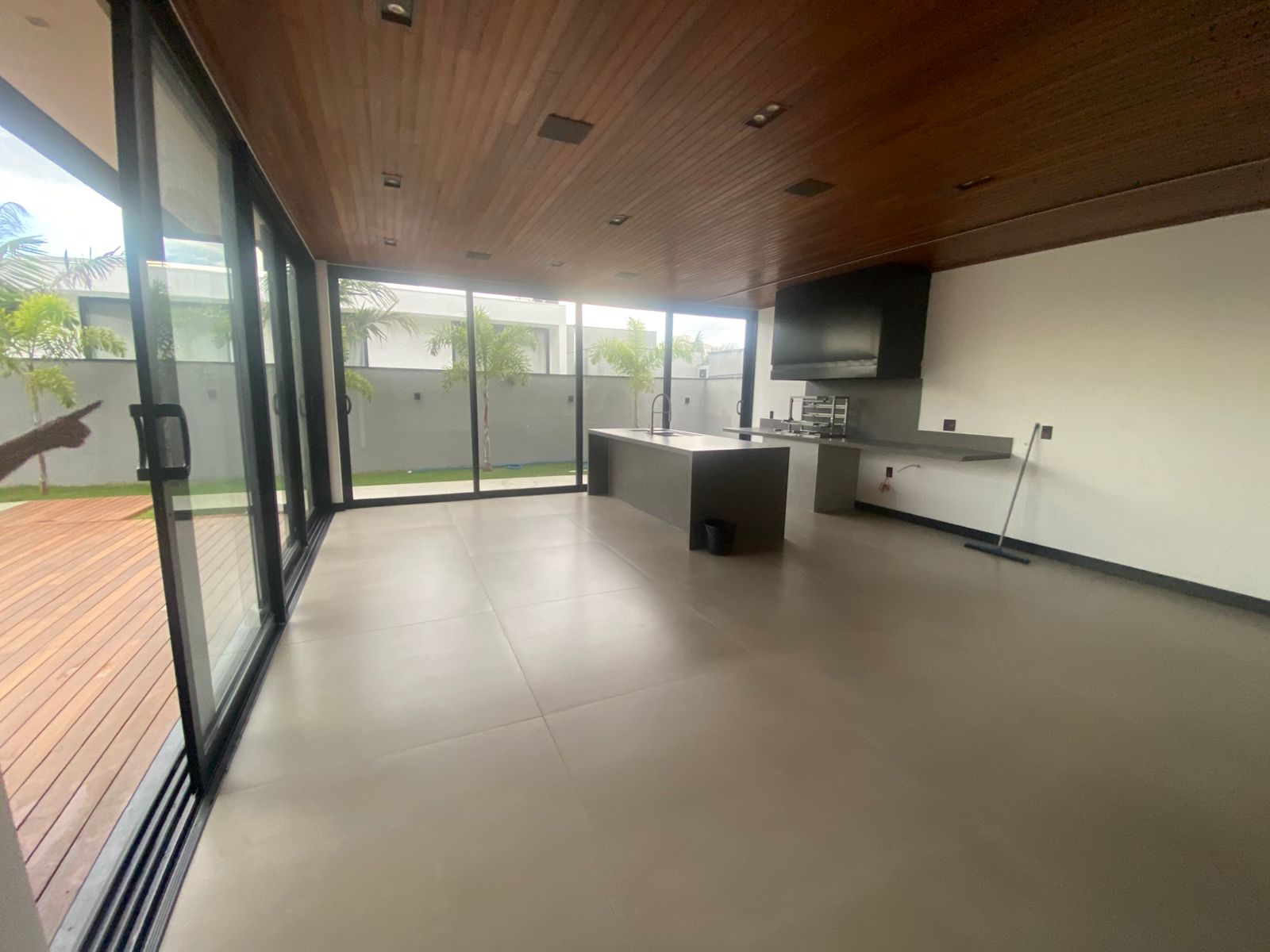 Casa com 5 dormit&oacute;rios &agrave; venda, 400 m&sup2; - Alphaville Nova Esplanada - Votorantim - SP Alameda Nova Zelândia Votorantim - 